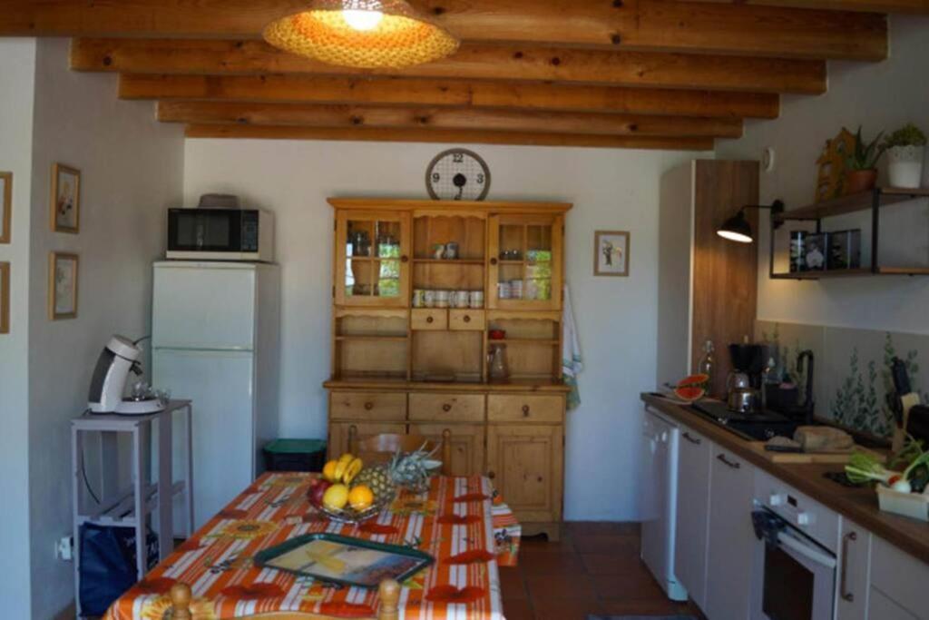 Gite Rural Saint-Pierre-sur-Dropt Exterior photo