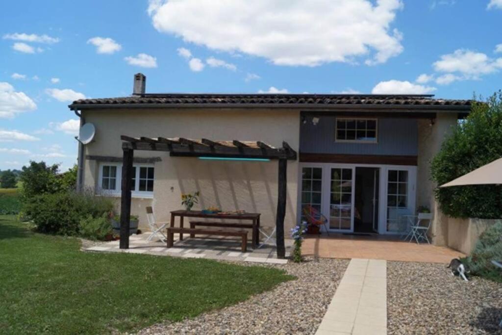 Gite Rural Saint-Pierre-sur-Dropt Exterior photo
